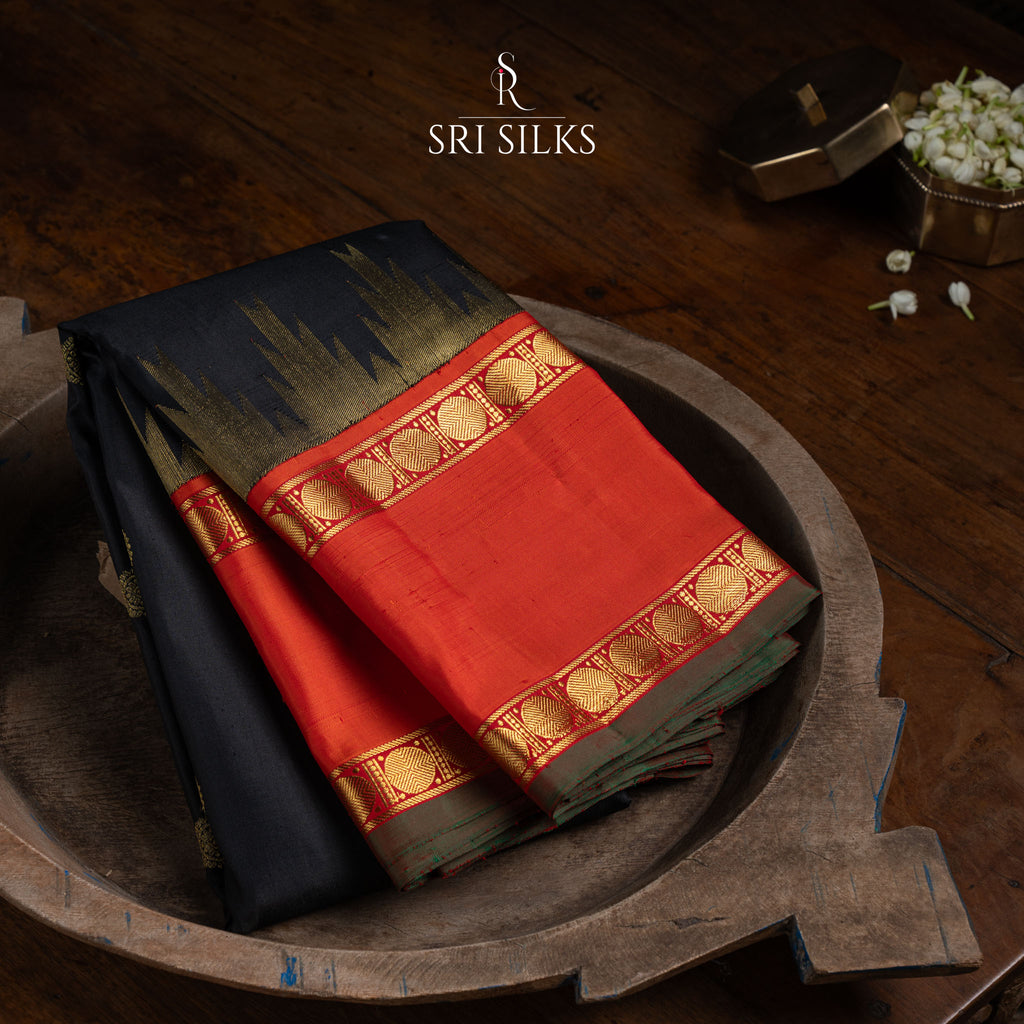 Black Kanjivaram Silk Saree with Red Pallu & Gold Zari SSK-KS-BKRD-021