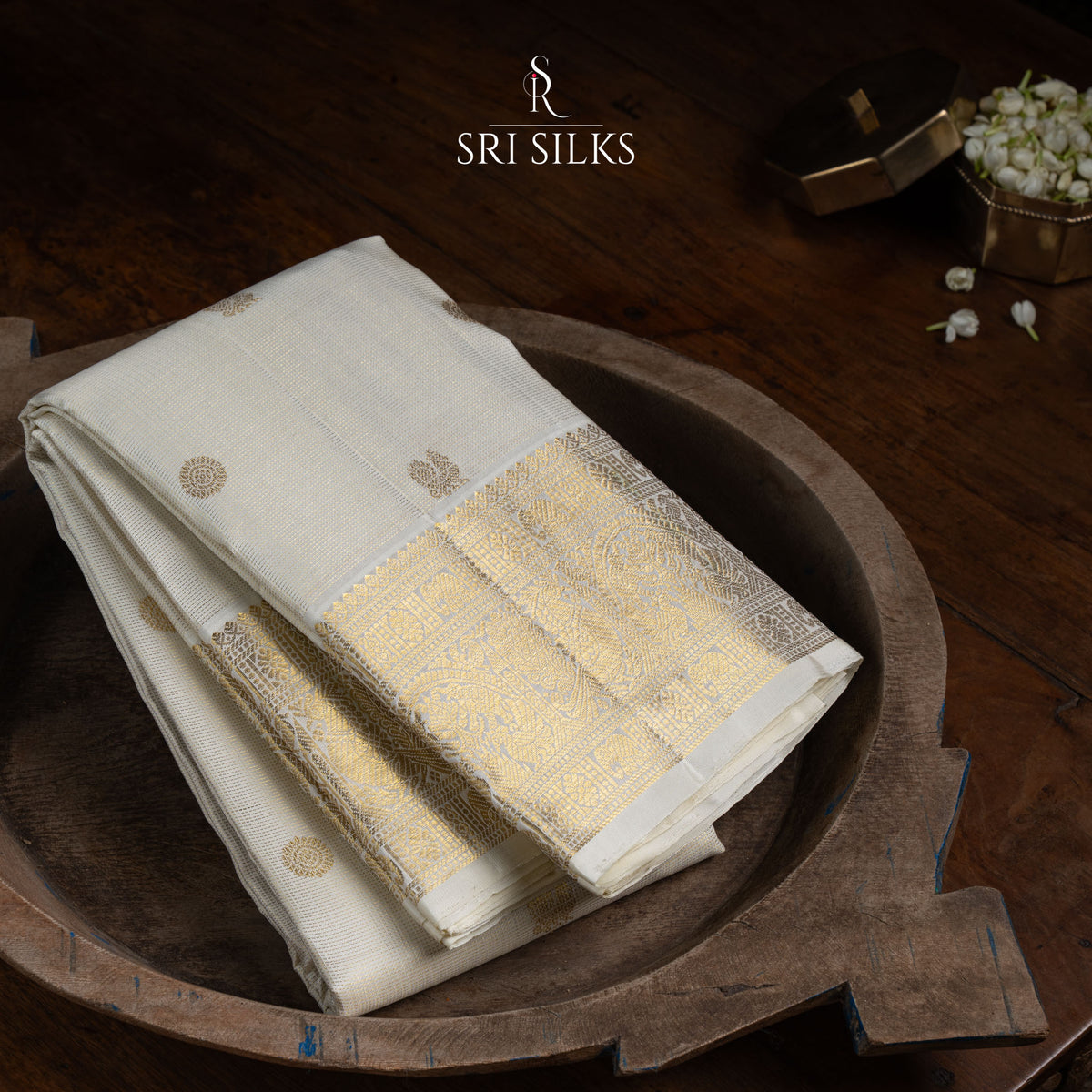 Pure Kanjivaram Silk Saree in Ivory with Antique Gold Zari SK-KS-IVAG-001