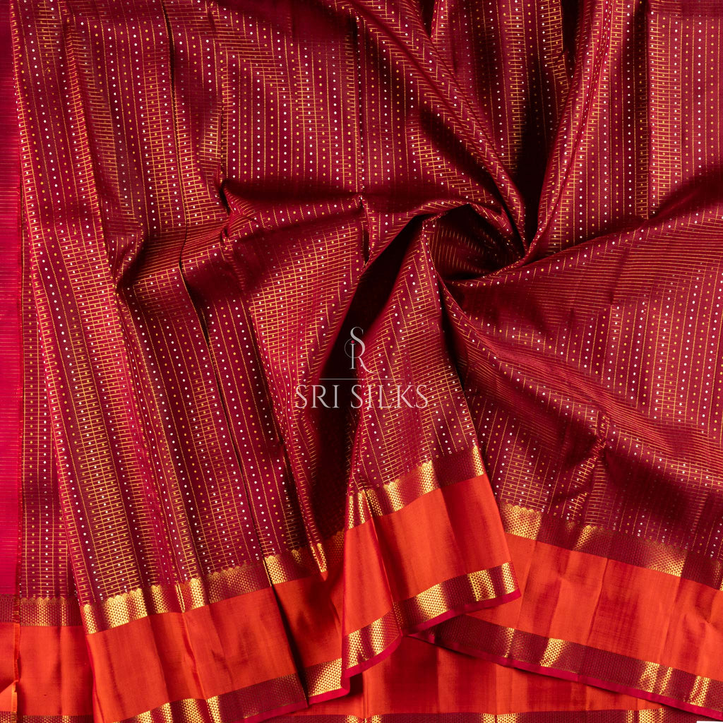 Pure Kanjivaram Silk Saree in Wine Magenta with Gold Zari SRI-SLK-003