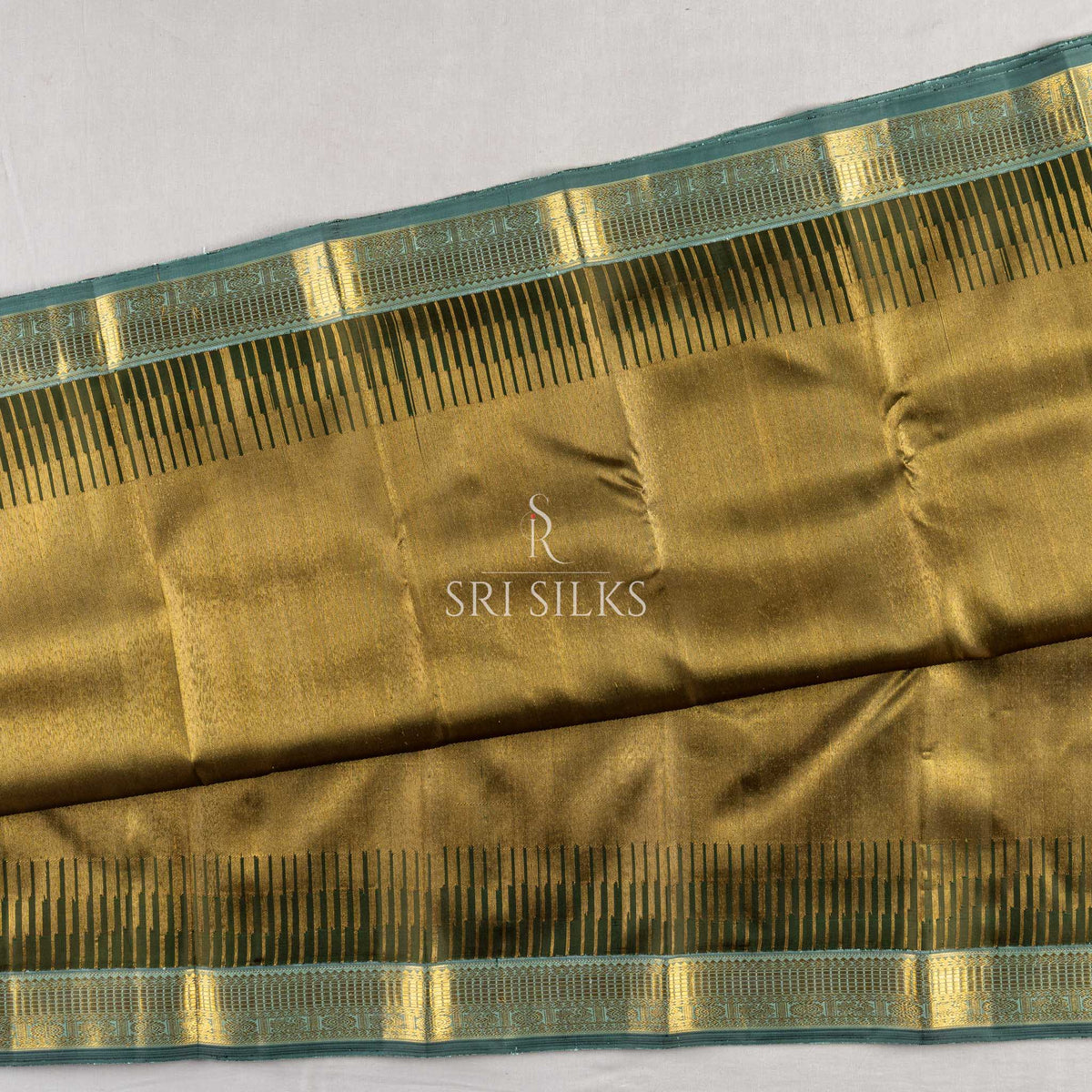 Kanjivaram Silk Saree in Antique Gold & Olive with Gold Zari SK-KS-OLGD-057