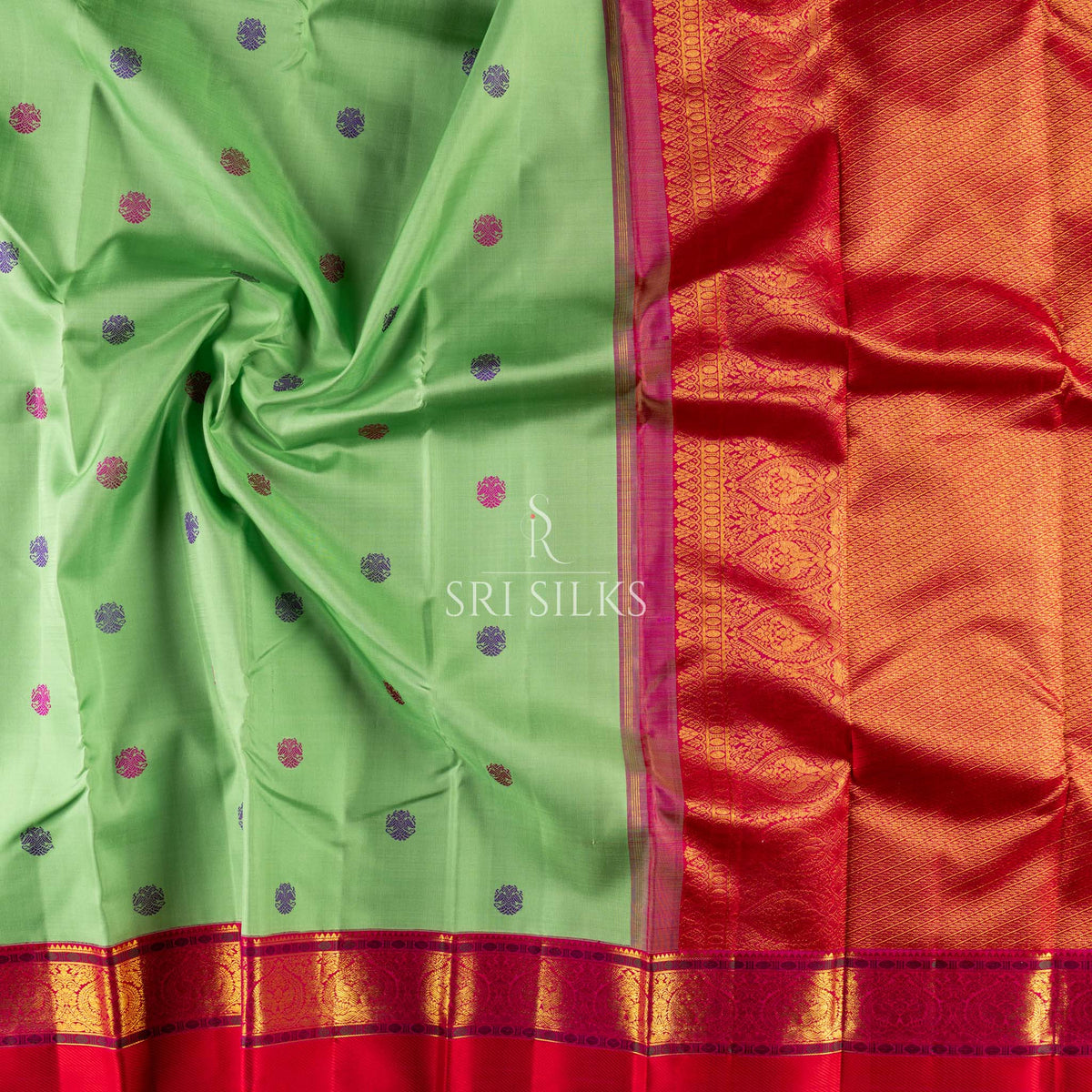 Kanjivaram Silk Saree in Leaf Green with Crimson Red & Gold Zari SRS-KAN-GRN-CRIM-045